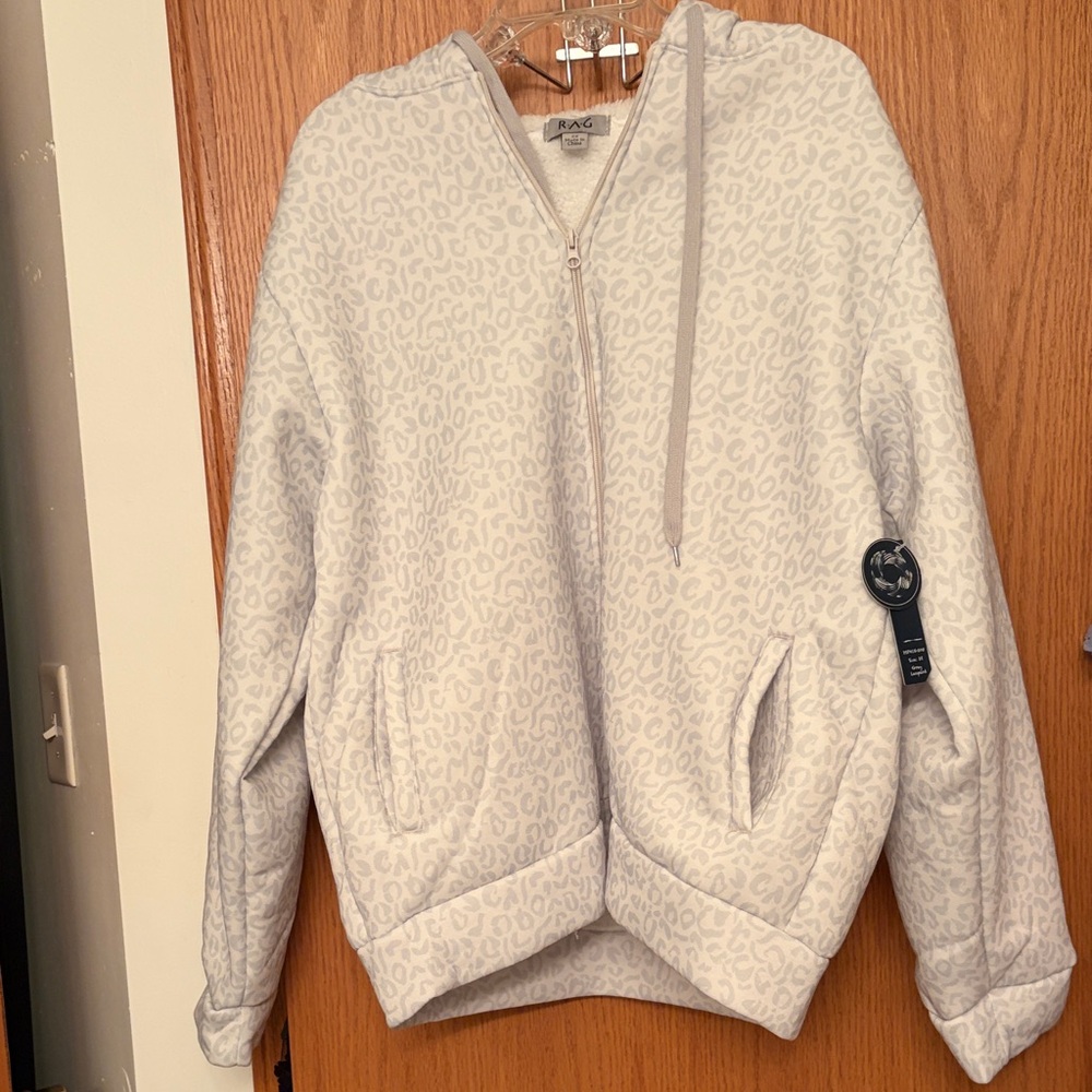 Gray Leopard Print Hoodie Sherpa lined size 2X